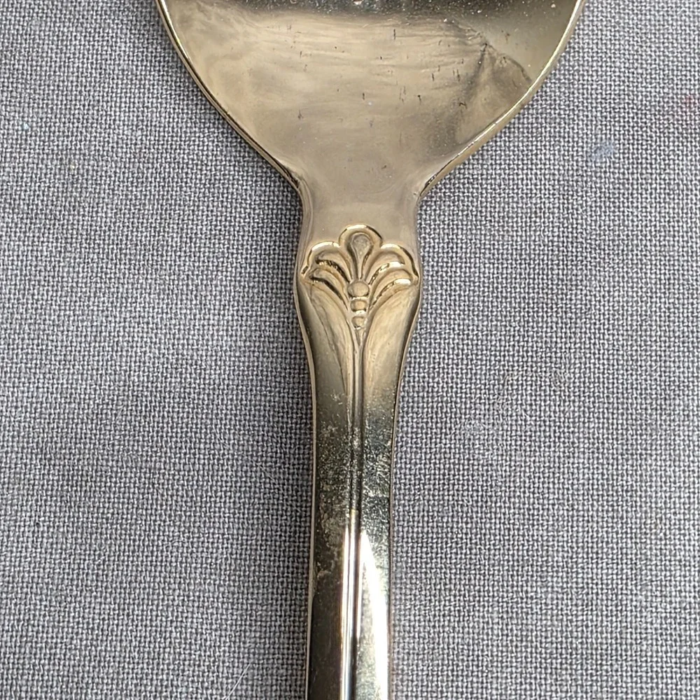 (X12) International Silver INS398 Gold Electroplate 7.75